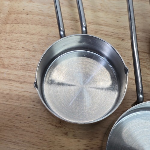 Misurini vintage Cooks Club in acciaio inox pesante con beccucci 4 pezzi - Foto 11 di 16