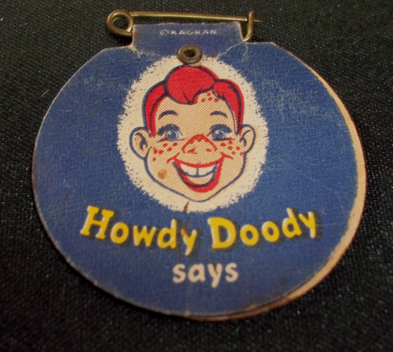 HOWDY DOODY Wonder Bread from 1950's "flip" pinback cardboard badge 1.75" VTG.
