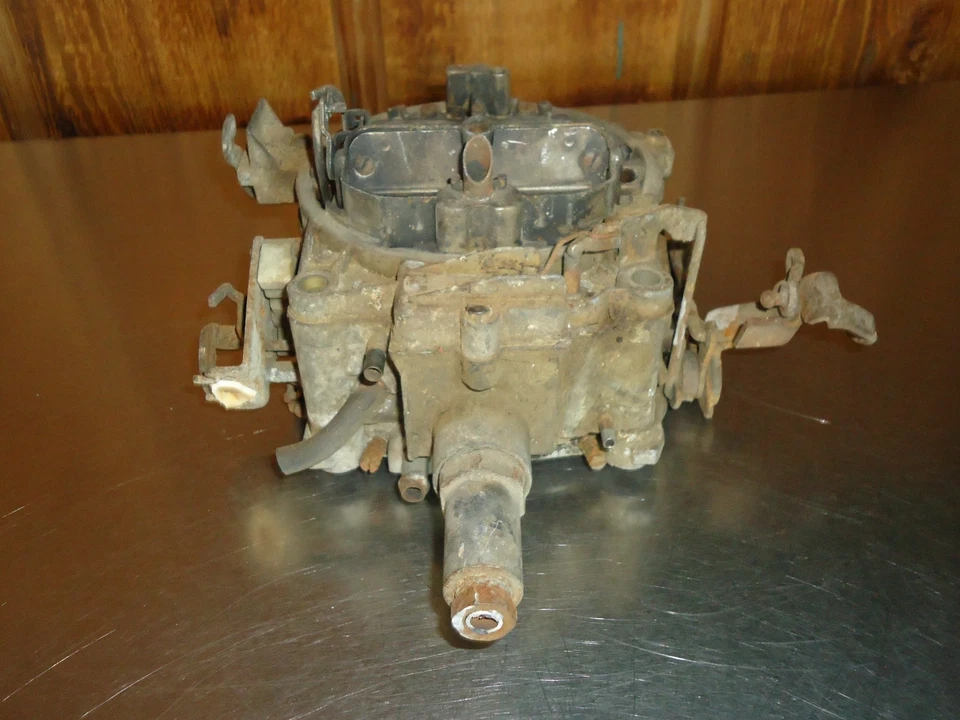 Carburador de 4 barriles Rochester Quadrajet 7029241 1969 Buick Riviera 430 V-8 Foto 4 de 4