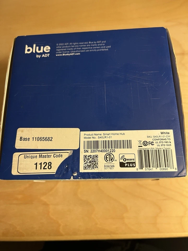 BLUE BY ADT  Smart Home HUB  S40LR1-01 AND INSIDE DOOR CAMARA MODEL#SCH2R0-29 - Image 2 of 4