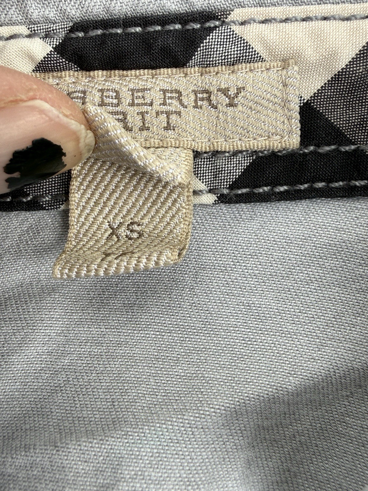 BURBERRY Brit Solid Button Blouse in  Gray Shades… - image 10