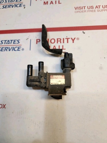 Vacuum Switching Valve Assembly 25860-75160 | Frontier Toyota Vacuum Switching Valve Assembly 25860-75160 | Frontier Toyota