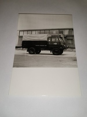 GDR Photo Truck Robur LO 2002 A LF8-TS8 FOUR-WHEEL Fire Brigade Advertising IFA Fair 