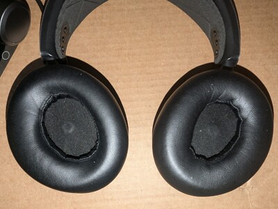 SteelSeries Arctis Nova Pro - Wireless Gaming Headset Black