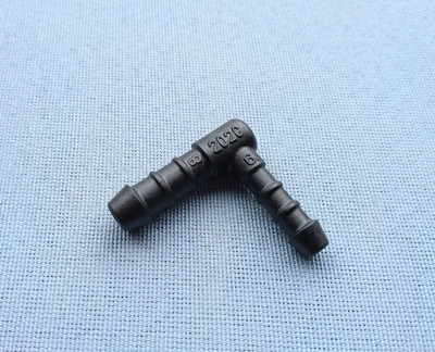 4x Schlauchverbinder Winkel Reduziert 6/8 Mm – Schwarz, Für Kraftstoffe Und Öle 4x Schlauchverbinder Winkel Reduziert 6/8 Mm – Schwarz, Für Kraftstoffe Und Öle