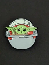 Exclusive Salesone Star Wars Mandolorian Grogu Pin (F)