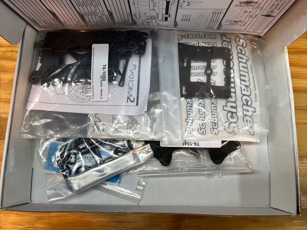 Schumacher Atom 2 Carbon Fiber 1/12 Gt12 Competition Pan Car Kit