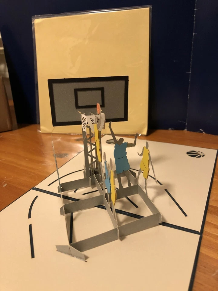 3D Pop Up Card: BASKETBALL PLAYERS & COURT  - Fast Free US Shipping - Image 2 of 3