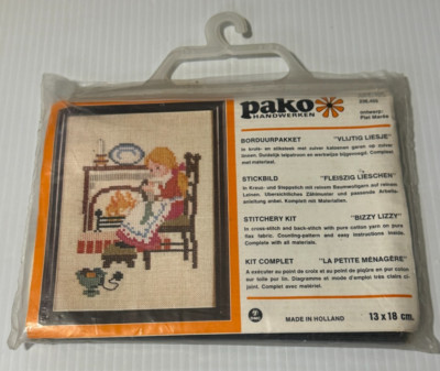 Pako Cross Stitch Embroidery Kit Bizzy Lizzy 13 cm x 18 cm 5 x7  Includes Frame