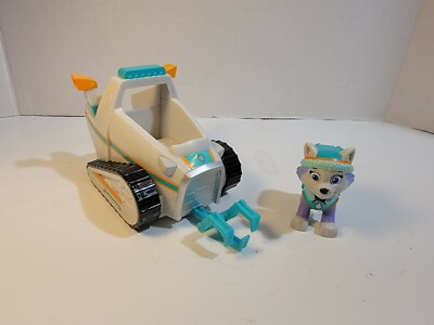 Paw Patrol Everest Action Pup Figure & Rescue Snowmobile Vehicle Nickelodeon Toy