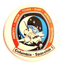 Original 1983 NASA STS-9 pin button - Spacelab Space Shuttle Columbia astronaut