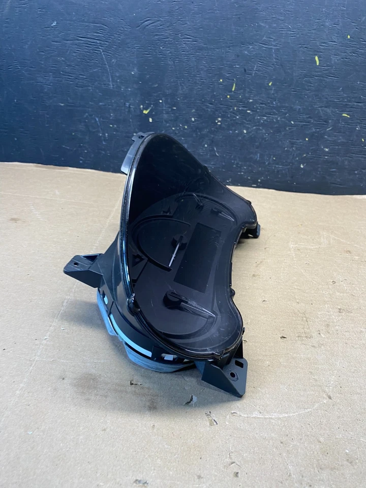 Cadillac XTS 2015 velocímetro cuadro de instrumentos indicadores OEM R2503 DG Foto 3 de 4