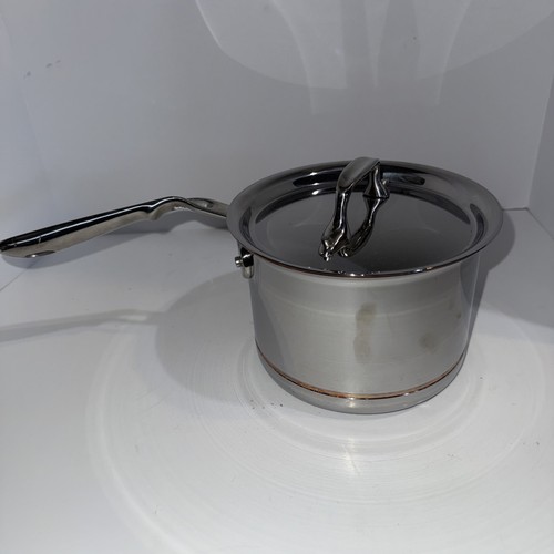 All-Clad 6202 SS 2-QT Kupferkern 5-lagig verklebte Soßenpfanne mit Deckel gebogener Griff