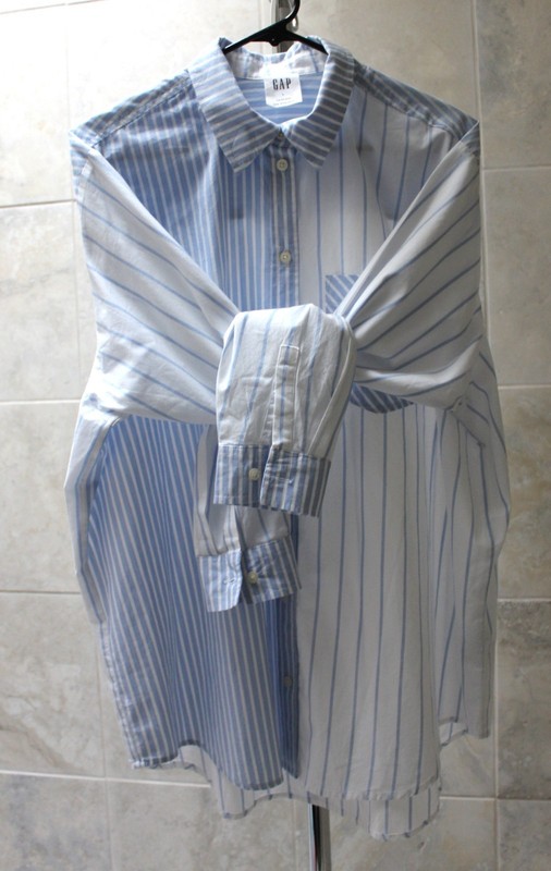 GAP sz L (chest 52") Blue Mixed Stripe Poplin The Boyfriend Big Shirt