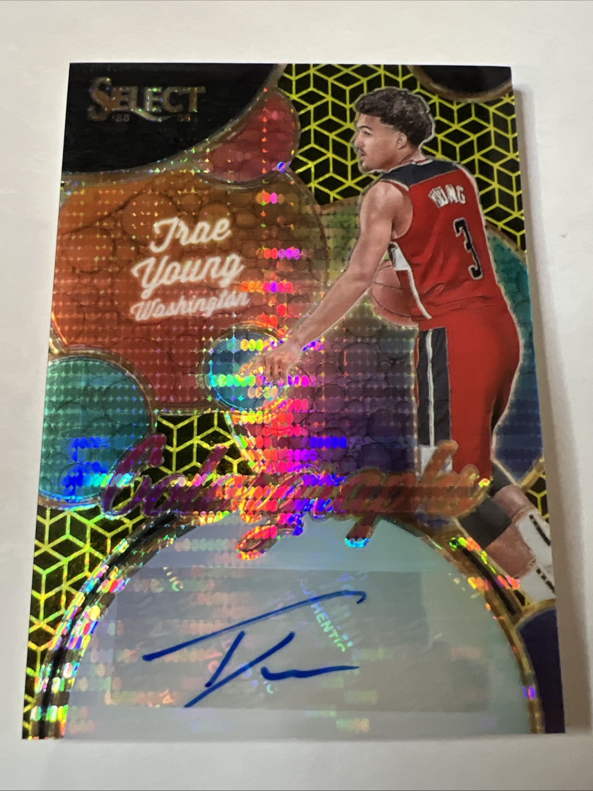 Trae Young 2025-26 Panini Select Colorgraphs Spectris Gold FOTL Auto /10 