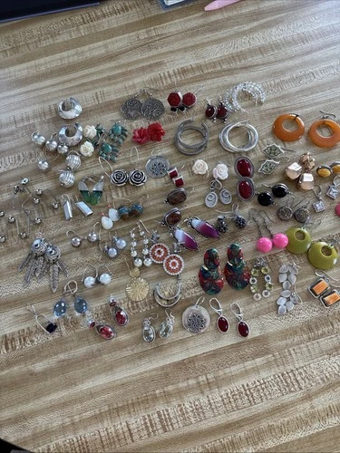 Mixed Costume Jewelry Lot Earrings Silver Vintage Gold Beaded