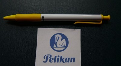 Pelikan Ballpoint Pen White - Yellow New