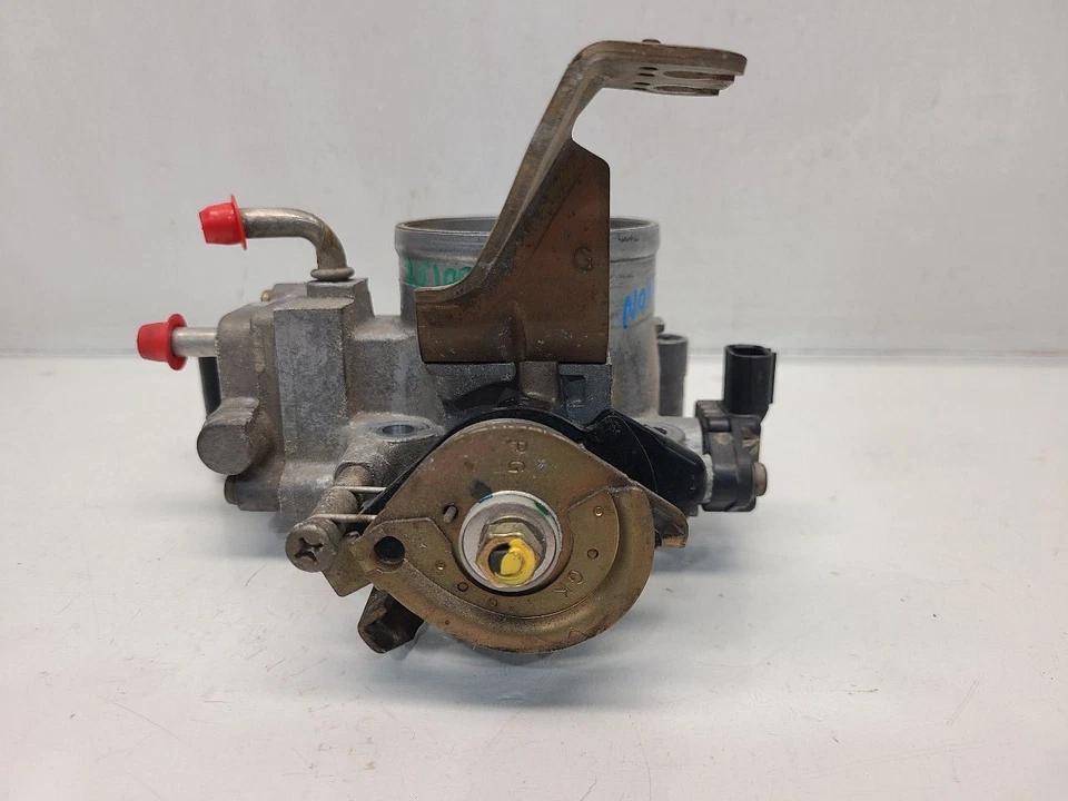 Cuerpo del acelerador Acura MDX 2001-02 (3,5/AT) Foto 2 de 4