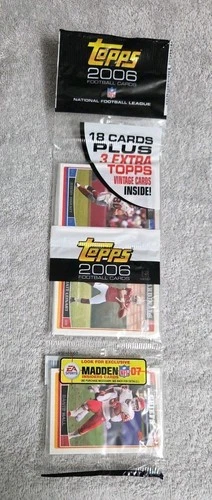 2006 Topps NFL Football Rack Pack - 3 Vintage, possible Aaron Rodgers Rookie RC?