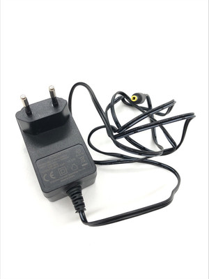 5V Netzadapter Steckernetzteil Ladegerät Netzgerät AC Adapter Power 15W 3.0 A