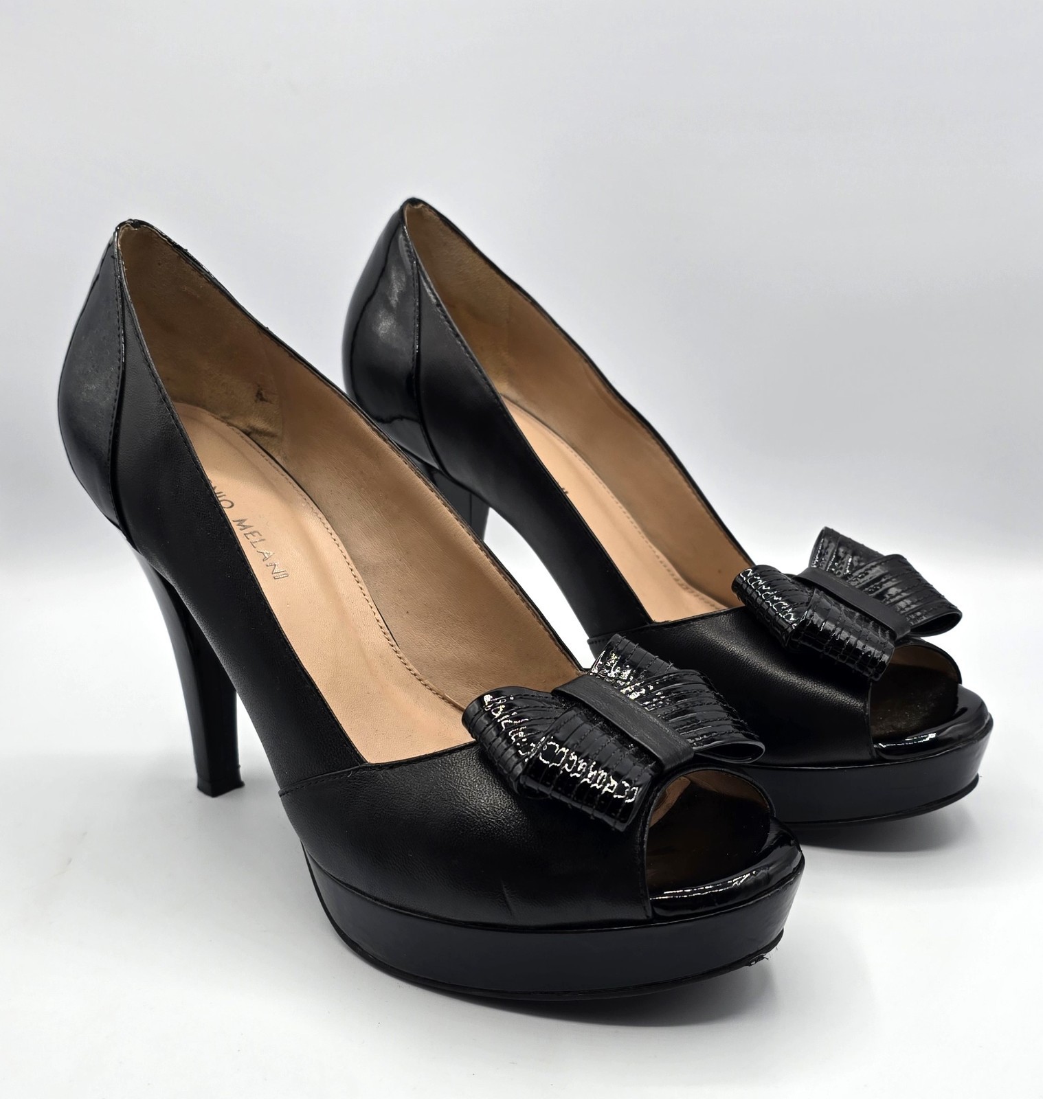 Antonio Melani Black Leather & Patent Leather Peep Toe Heels with Bow Size 10