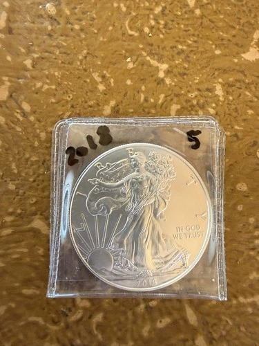 2018 American Silver Eagle 1 oz .999 Fine Silver Dollar Uncirculated