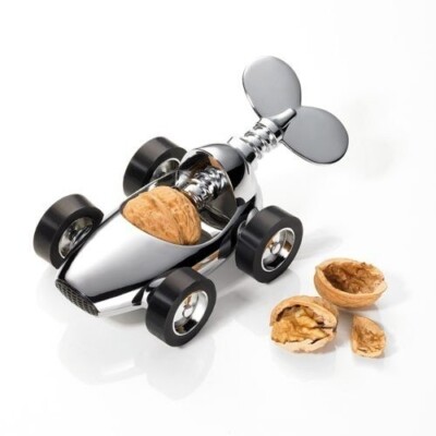 TROIKA Nussknacker  * NUT RACER *  Rennauto Metall Design Auto  *** NEU - OVP