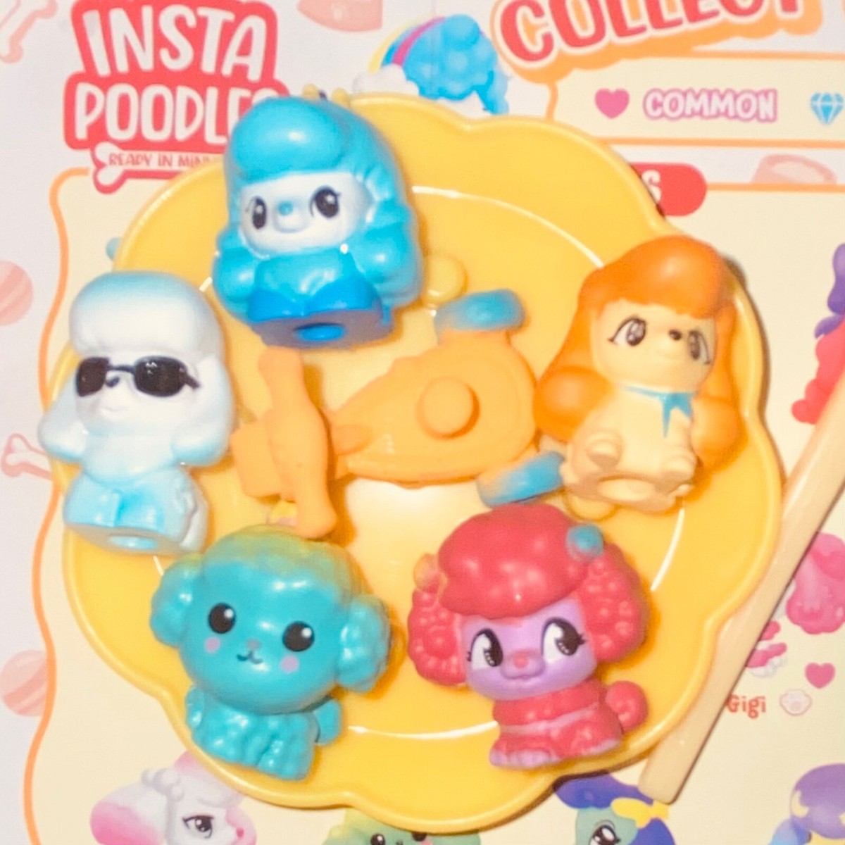インスタプードル サプライズトイ IINSTA POODLES 18個セット INSTA POODLES 9+ Surprises In Every Cup - LOT OF 18 SEALED CUPS
