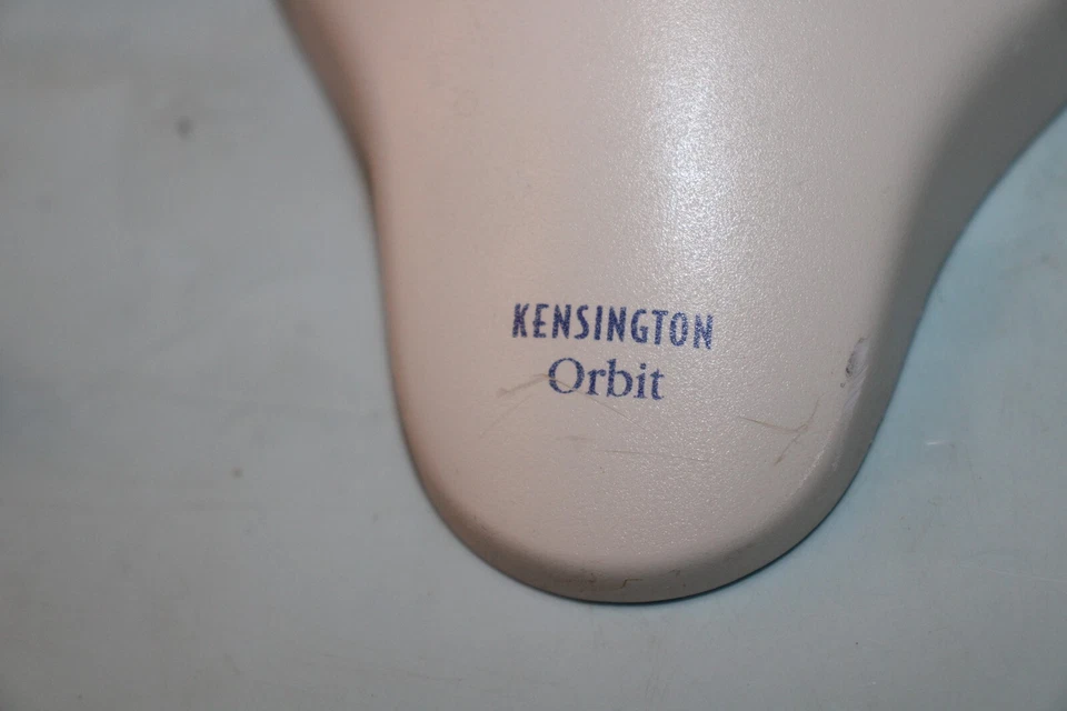 Ratón Trackball Serie Kensington Orbit 64221 HTB 114 y Adaptador PS/2 BOLA AZUL Foto 2 de 4