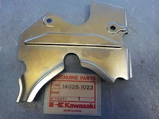Kawasaki KH125 M 2000-2004 Sprocket/Chain Cover 14026-1023 NOS