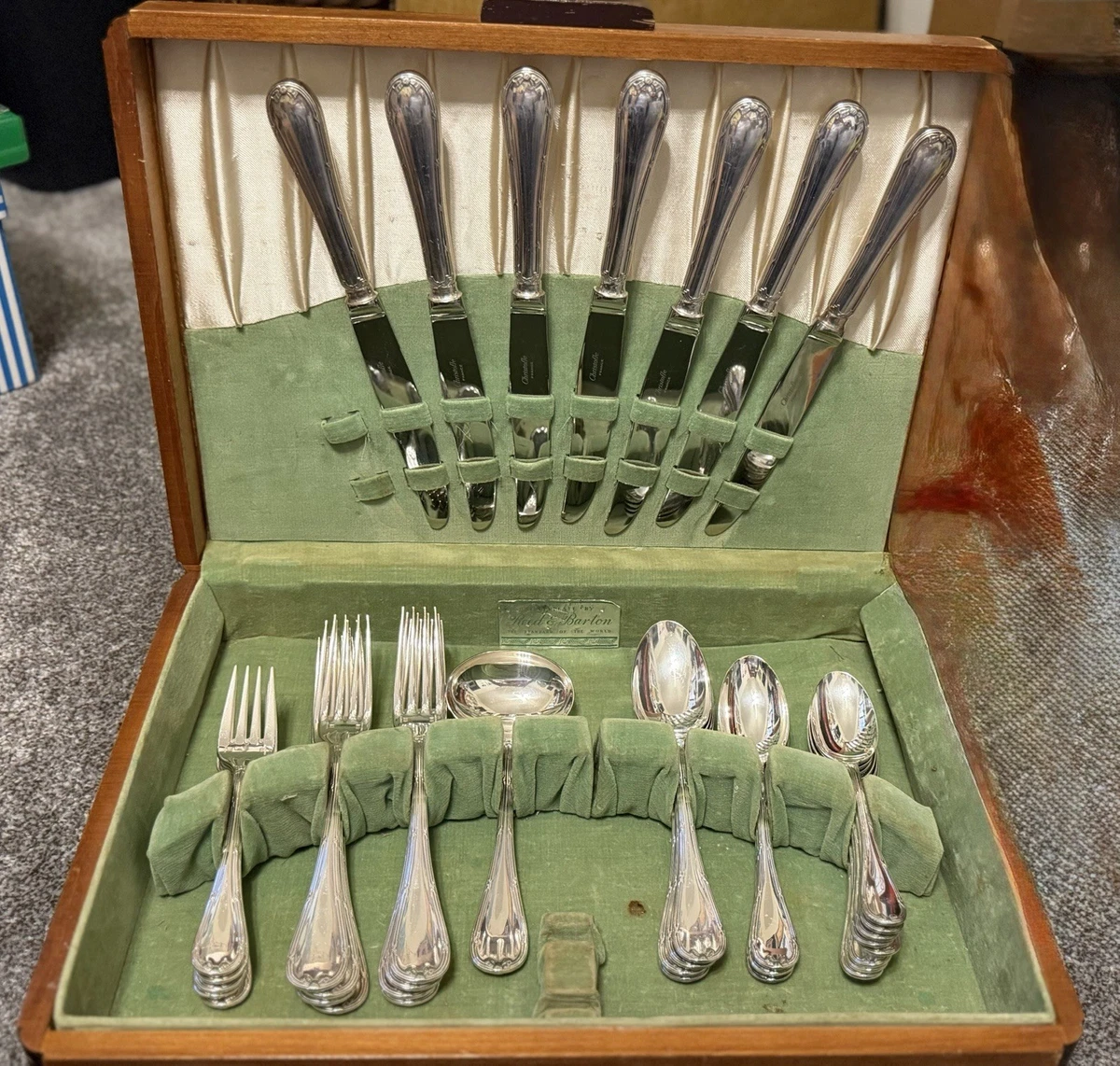 25+ Christofle Antique Silver Flatware-Sets for sale | Updated Oct