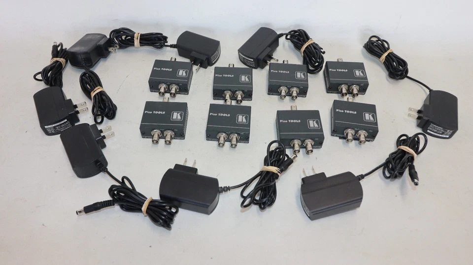 Kramer Pico Tools PT-102VN 1:2 Video Distribution Amplifier w/Power Supply - one - Image 2 of 4