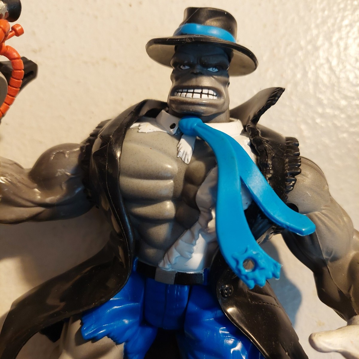 VTG Marvel Incredible Hulk Grey 6.5” Battle Damaged Mr FixIt