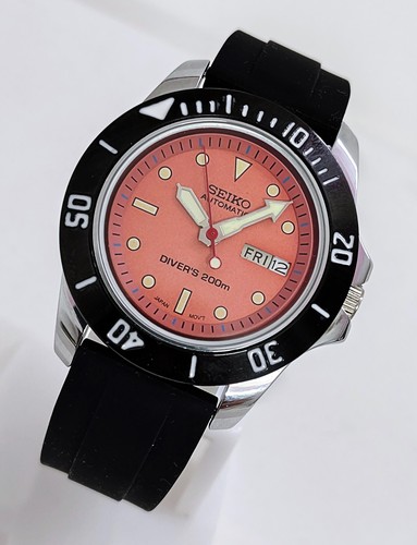 Vintage Seiko Diver's 17-Jewels D&D Automatic Japanese Men's 6309 Wristwatch