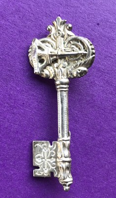 MORGAN DE TOI Broche métal argenté VINTAGE TBE