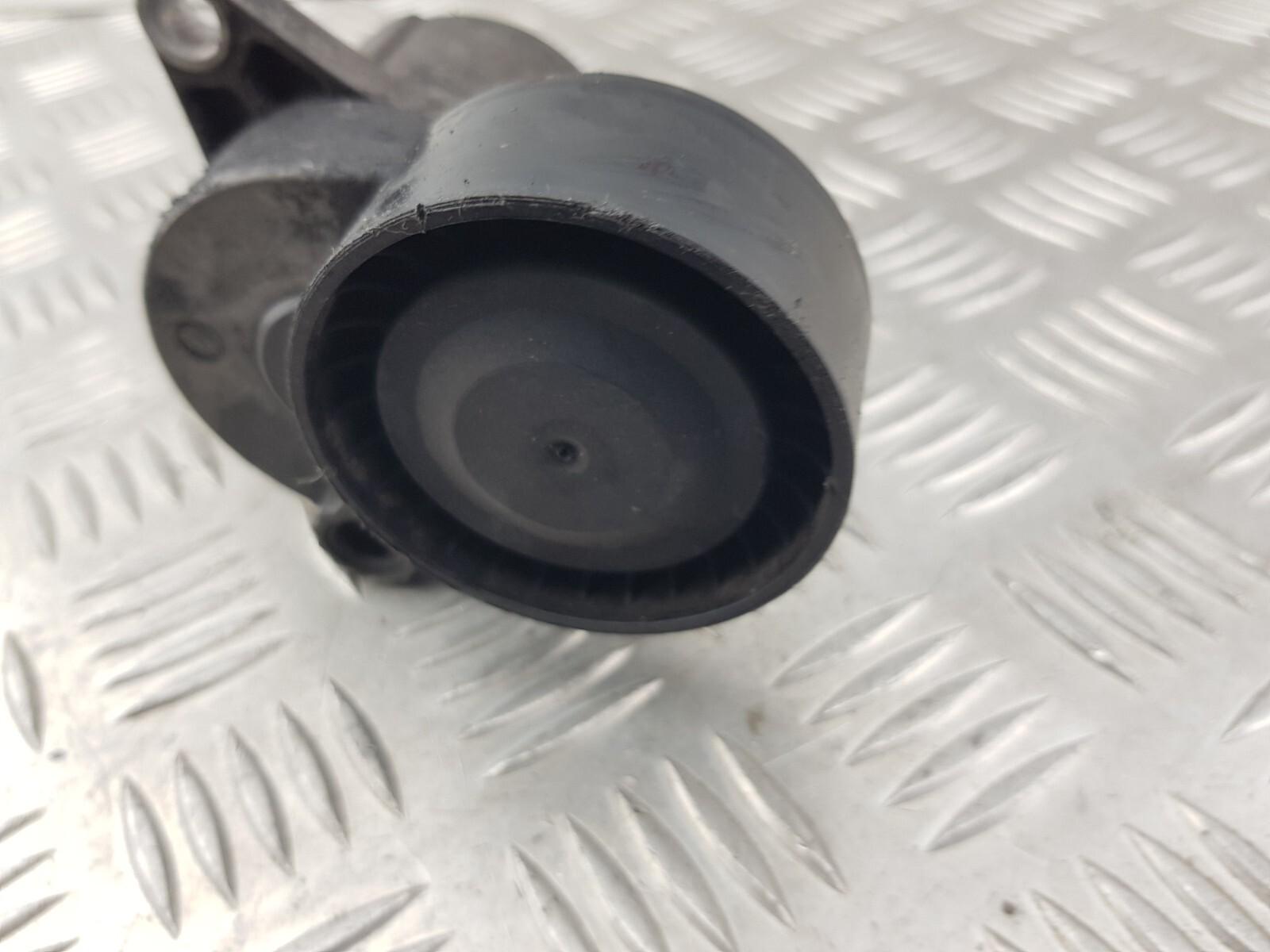 MERCEDES E CLASS TENSIONER PULLEY  2011  W212 E200 2.1 DIESEL thumbnail 3