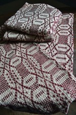 NEW Farmhouse WOVEN TABLE RUNNER CRANBERRY CR...
