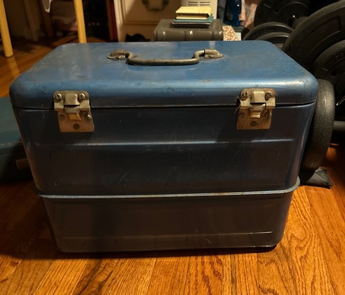 1950s VINTAGE Pathfinder lLARGE METAL Blue CAMP & PICNIC ICE BOX COOLER ICE PIC - Picture 7 of 8