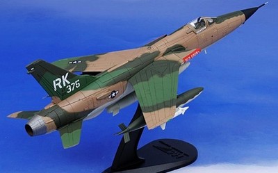 Hobby Master 1:72 Air Power Series HA2504 Republic F-105D Thunderchief