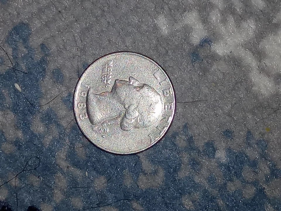 1983 P Washington Quarter. Filled Mint Mark. Rare Errors Coin. - Image 2 of 2