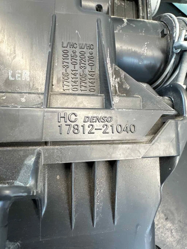 16 17 18 19 20 21 22 TOYOTA PRIUS purificador de aire con tubo Foto 4 de 4