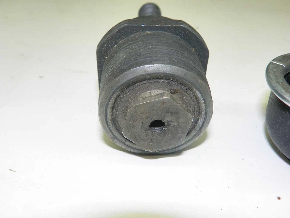 Нижний шаровой шарнир Moog K703 для Dodge Lancer & Plymouth Valiant 1960-1962 - Изображение 2 из 4