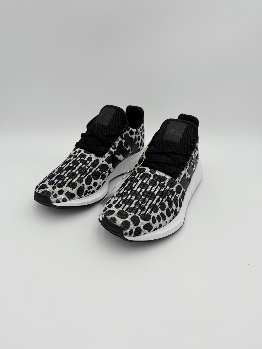 adidas gazelle silver green womens Adidas Swift Run Leopard Print (W) main image 1