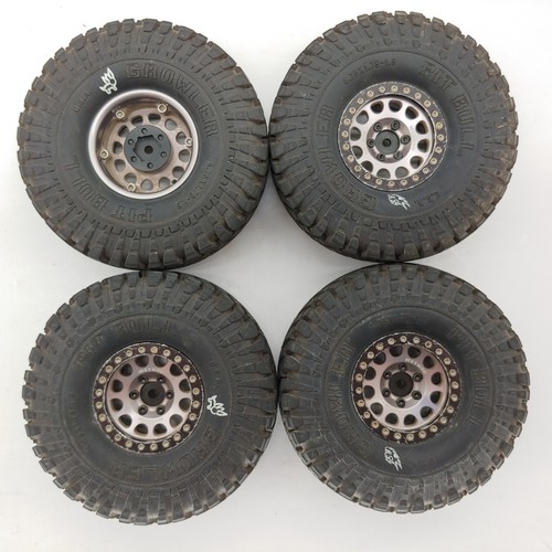 4x Pit Bull Growler 4.75x1.75 1.9" Crawler Tires on Vanquish Method 105 Wheels