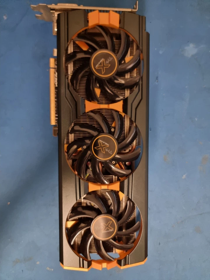 GPU AMD RADEON SAPPHIRE R9 290X TRI-XXX 4GB-GAMING-EDITING-UFFICIO - Immagine 2 di 4