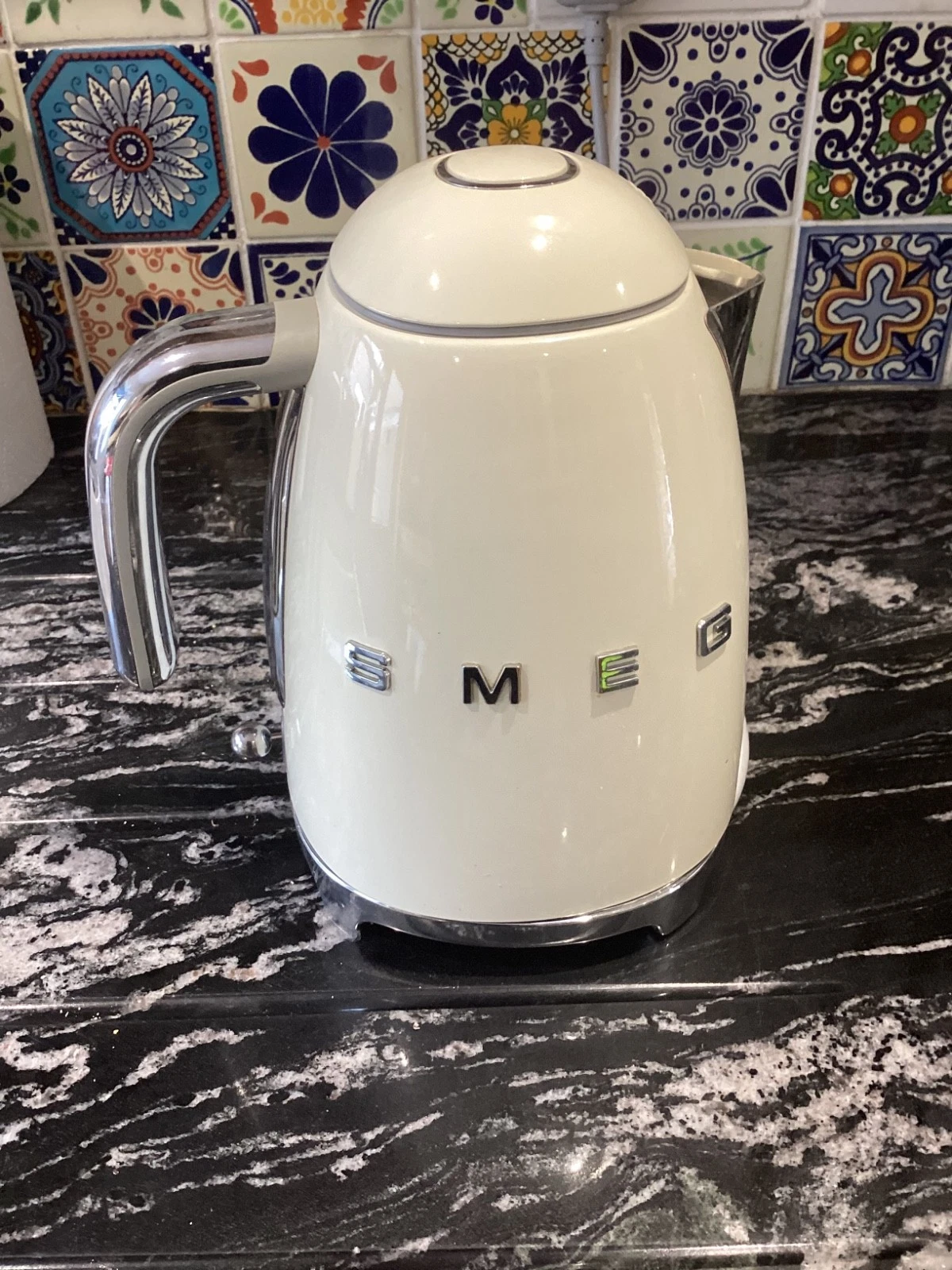 Smeg KLF03CR 50's Retro Style Cordless Kettle 1.7L - Cream