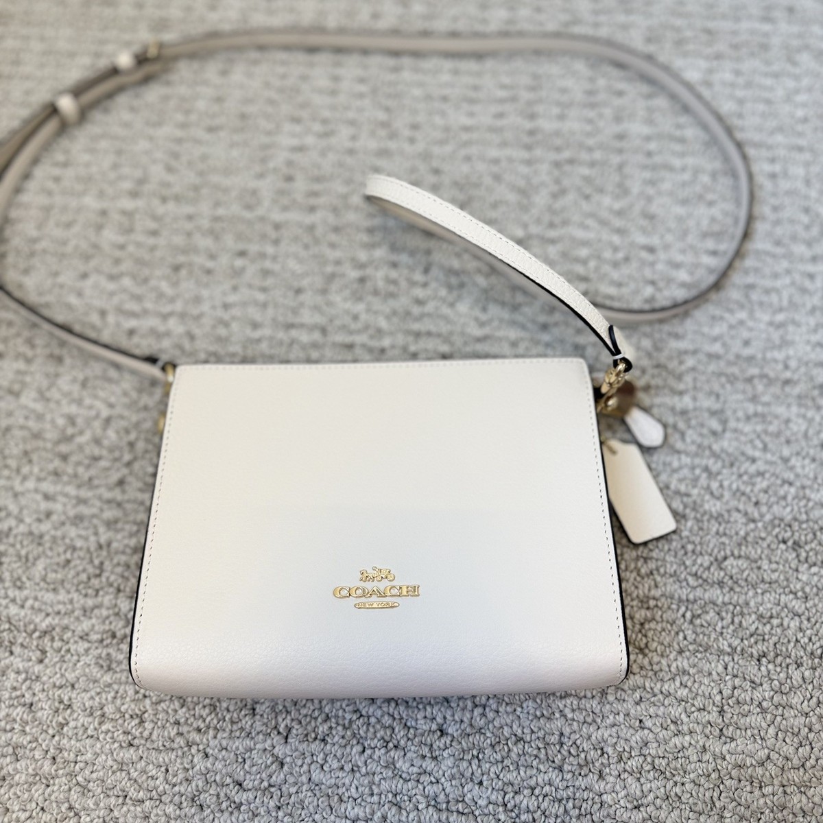 🤍 COACH Slim Crossbody & Clutch Pebble Leather Bag Chalk White