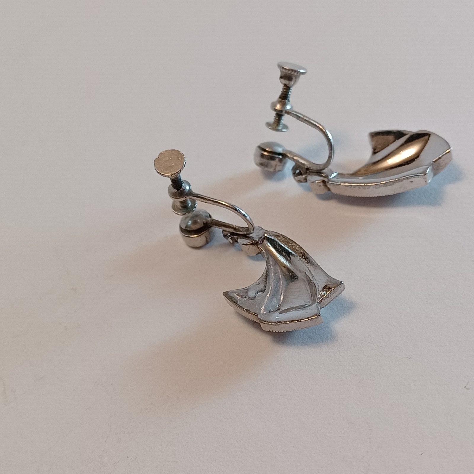 Art Deco Silver Paste Dangle Screwback Earrings - image 9