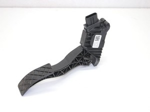 VW Golf 7 / Audi A3 8V Gaspedal Schaltgetriebe 5Q1721503F / 5Q1721503H