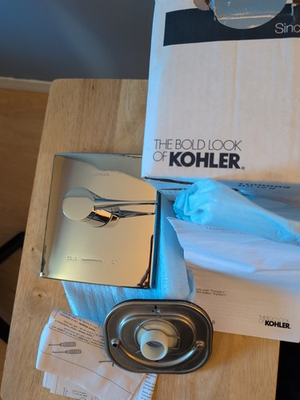 #ad KOHLER T14781 4 CP VALVE TRIM WITH LEVER HANDLE POLISHED CHROME Large 7 x 6quot; $50.00